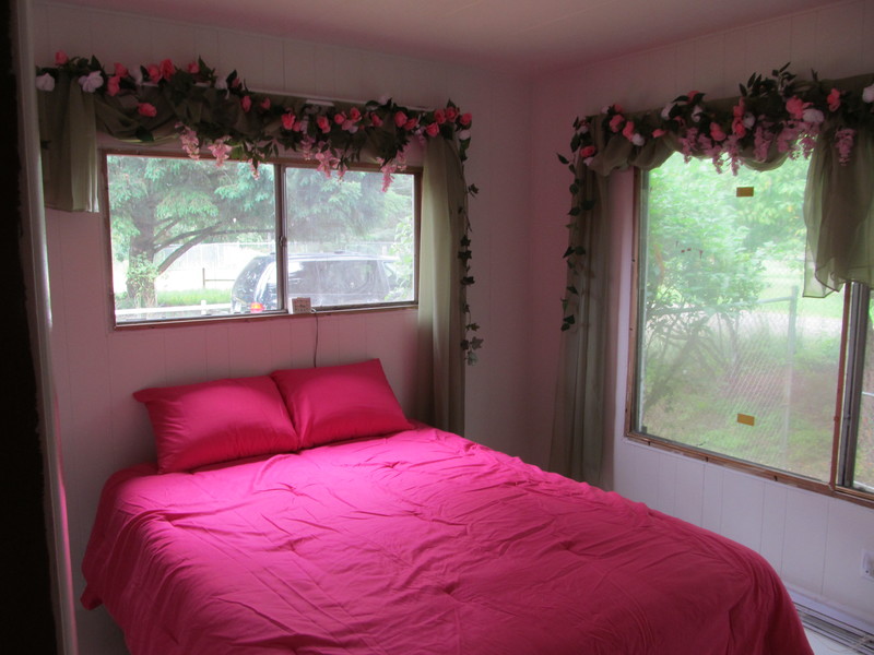 Rose Room: new bed and frame.