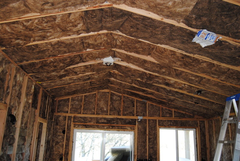 Lois's loft, cathedral ceiling, looking west. Insulation. Ceiling fan support.