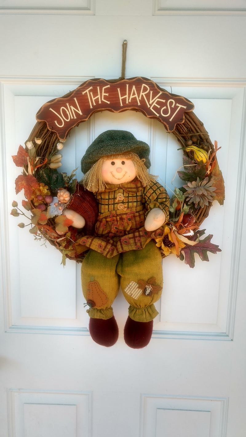 Join the Harvest, new door decoration for the guest house.
