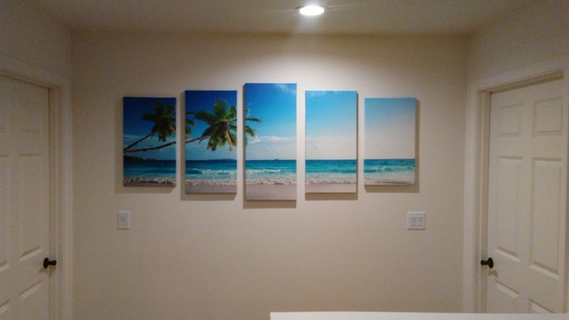 Polyptych of Hawaiian beach, between rm8 and rm9. Artwork provided by Joseph and Akiko.
