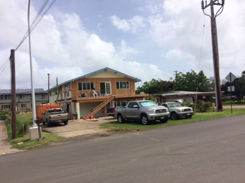 BK Stanley sent us this picture of our old house in Hawaii, taken Feb 27.