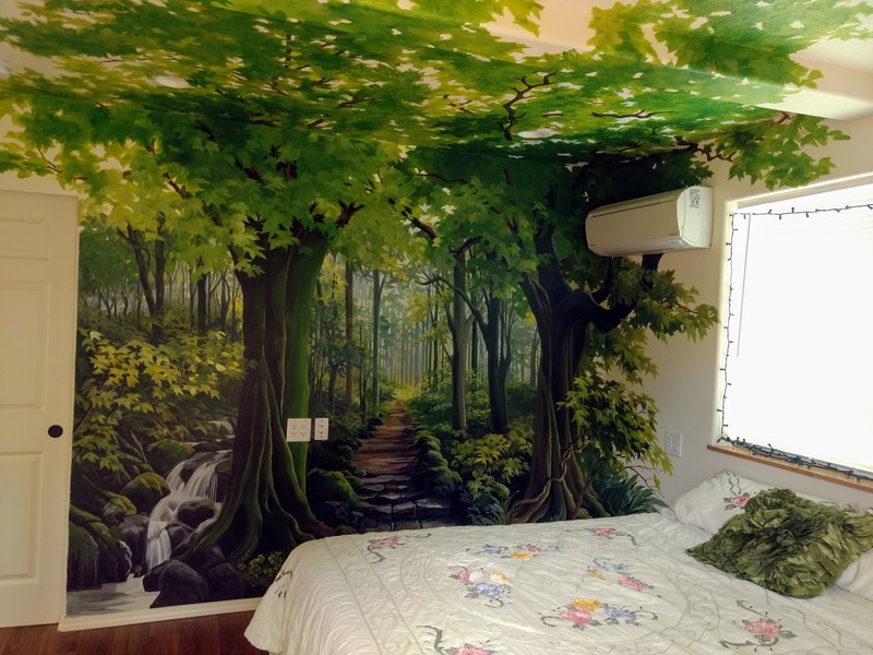 Enchanted Room: Wide View