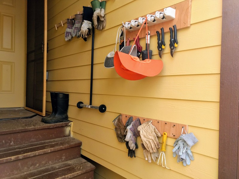 West entrance: new hanging pegs for gloves etc.