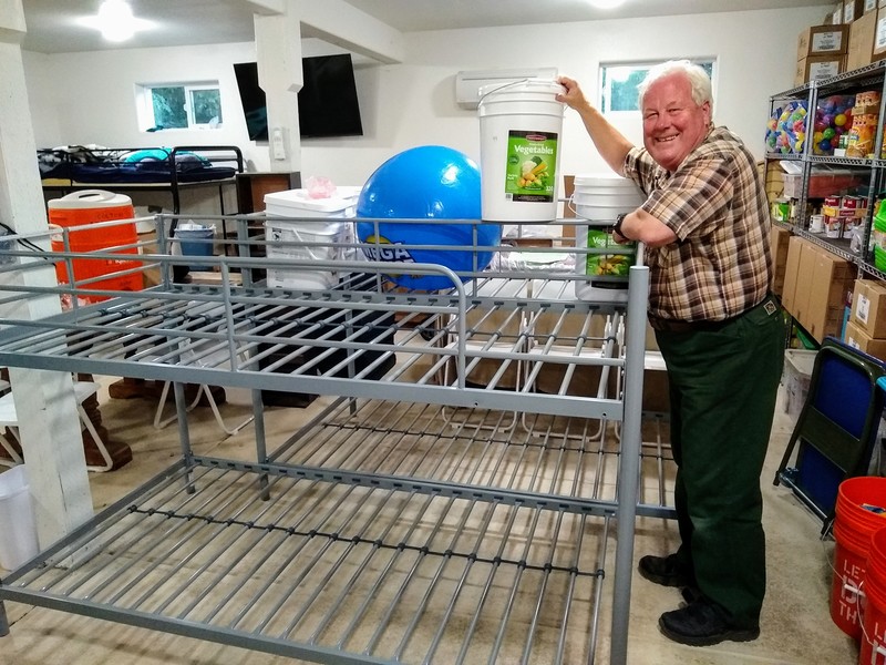 Dennis assembled 1.5 bunk beds