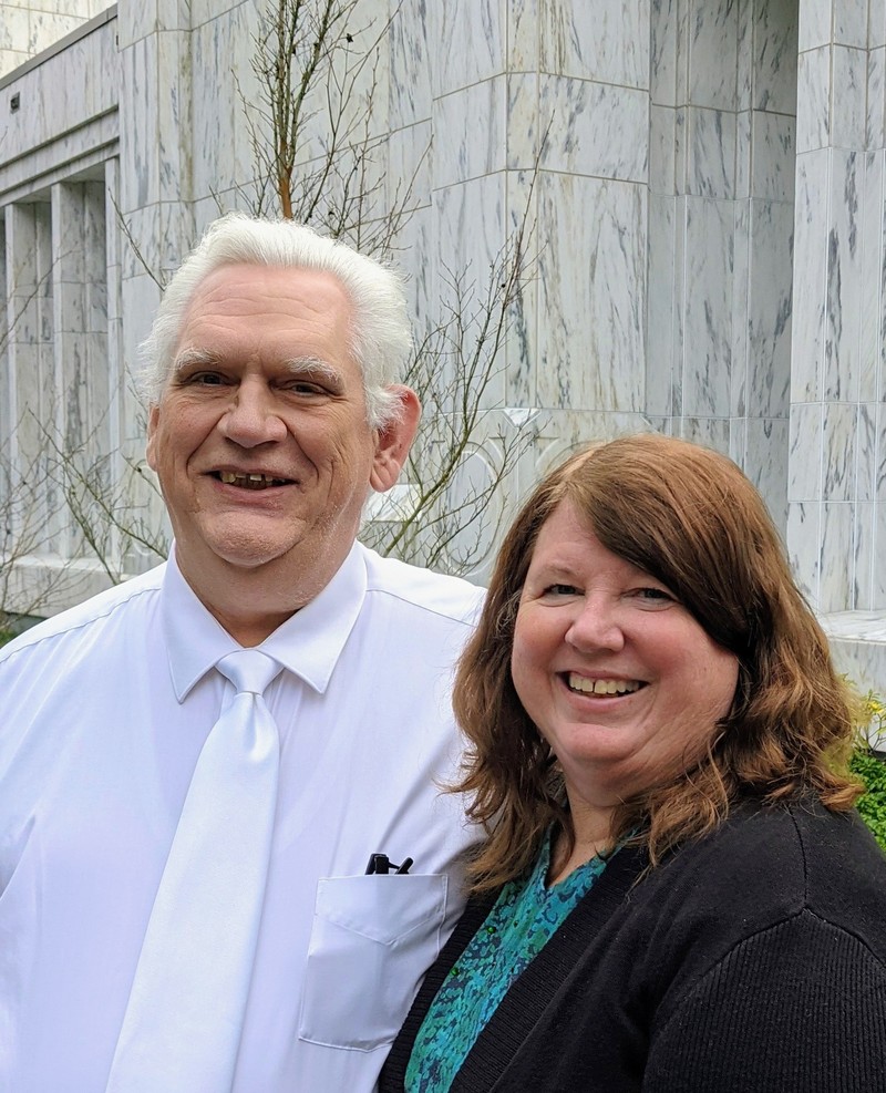 Don and Lois at the Portland Temple