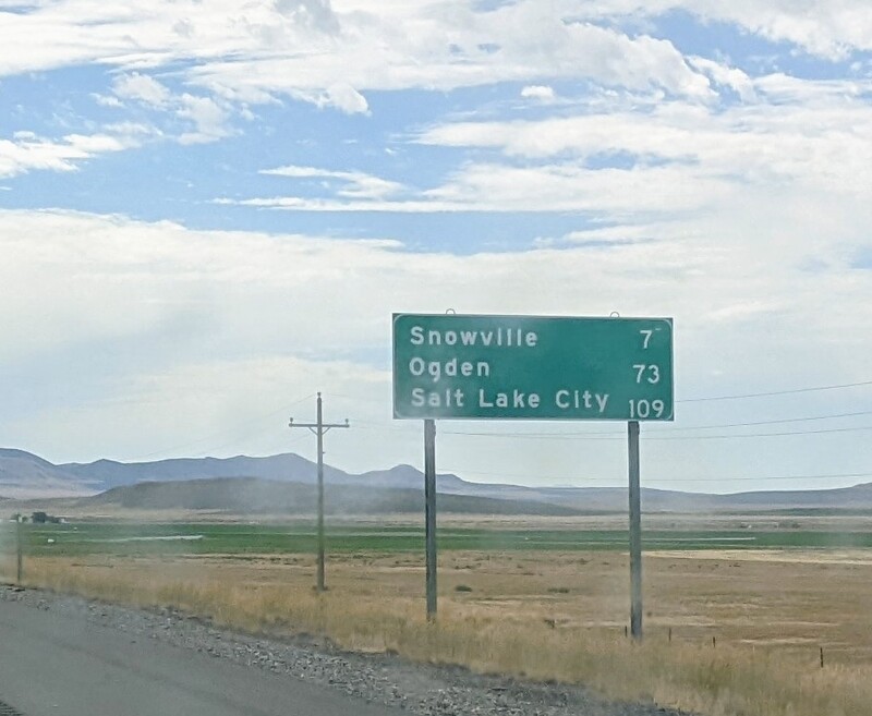 I missed them "Welcome to Utah" sign. Here's is the next sign.