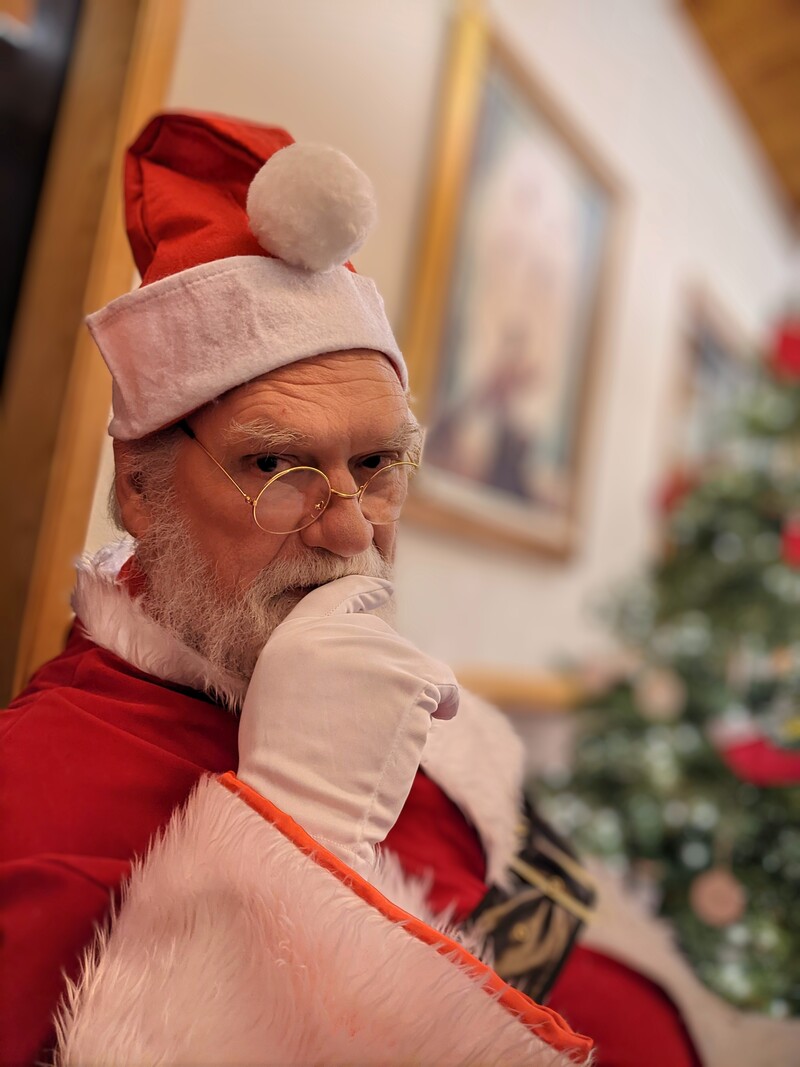 Santa at Santa Clara.