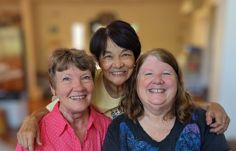 Laura, May (Zing Zing's mother), and Lois.