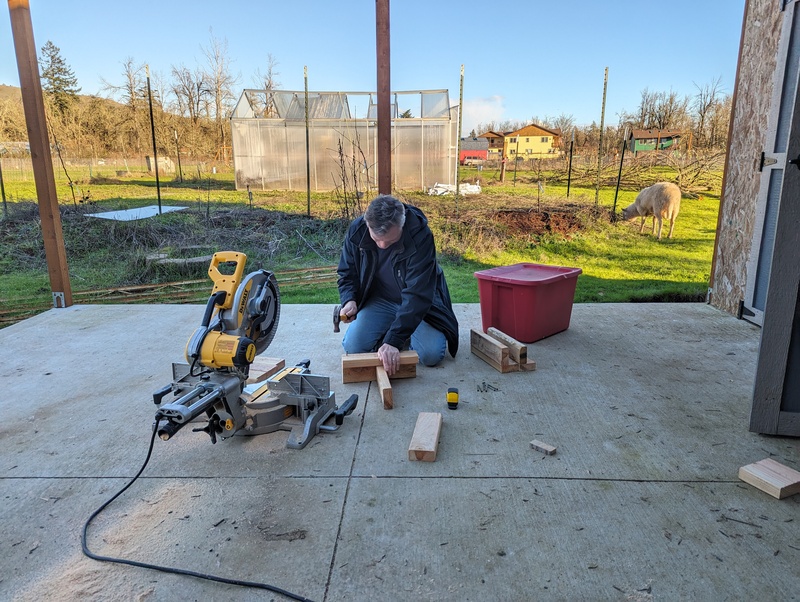 Putting together roof supports