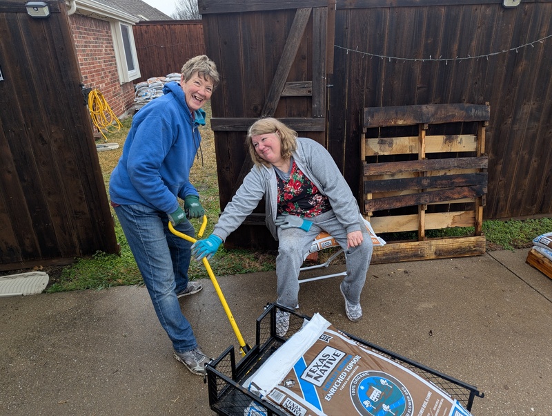 Notice Lois's great seat cushion.