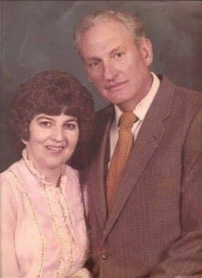 Marva Jean and Herb Pedersen, Lois's LDS mom and dad.