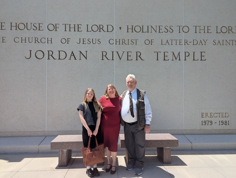 Ashlyn Hunt, Lois, Don